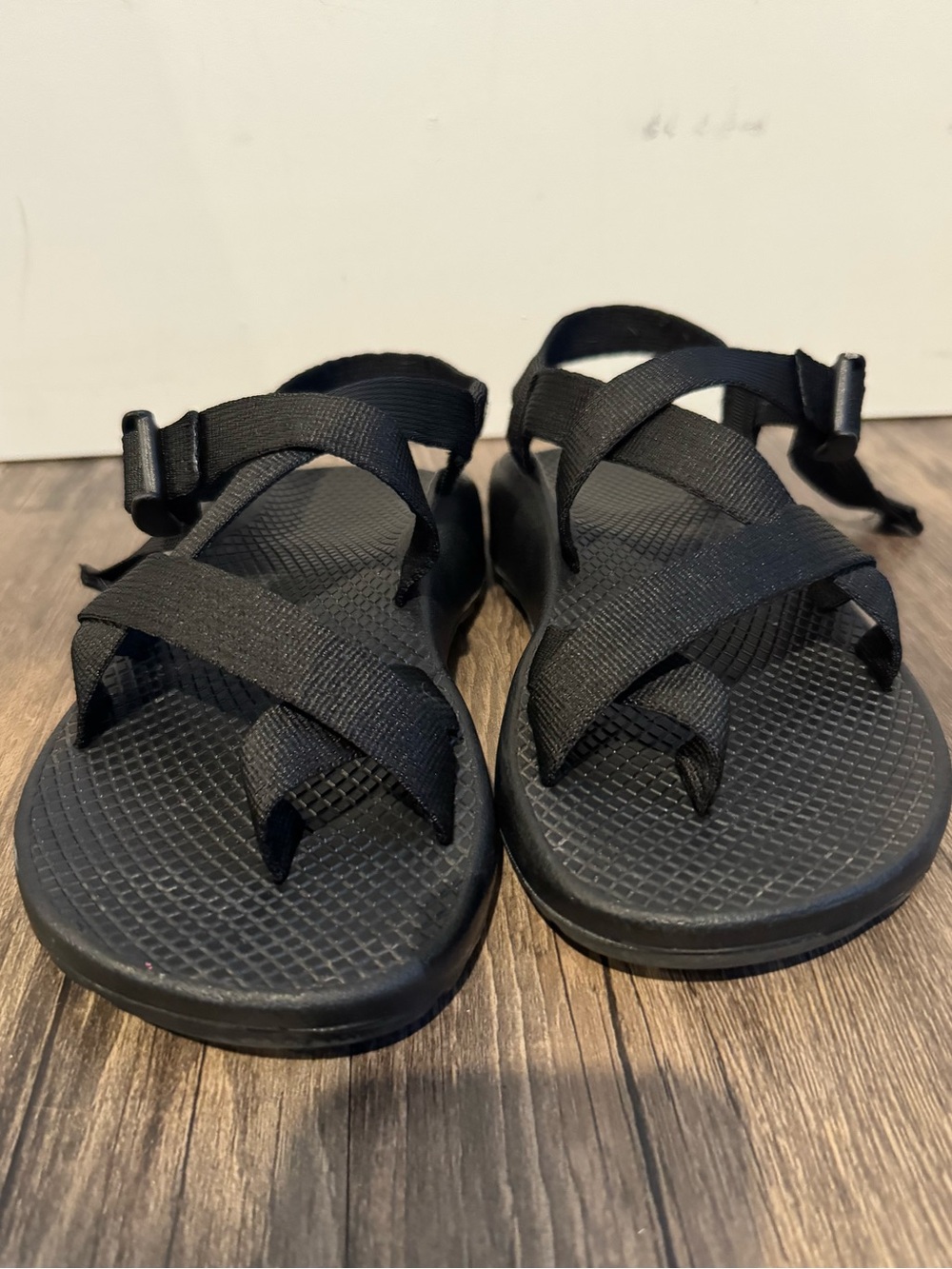 Chaco Black Strappy Sport Sandals Size 6